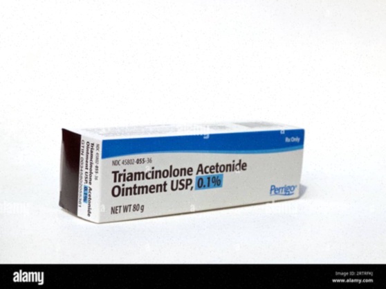 Triamcinolone : flacon et seringue